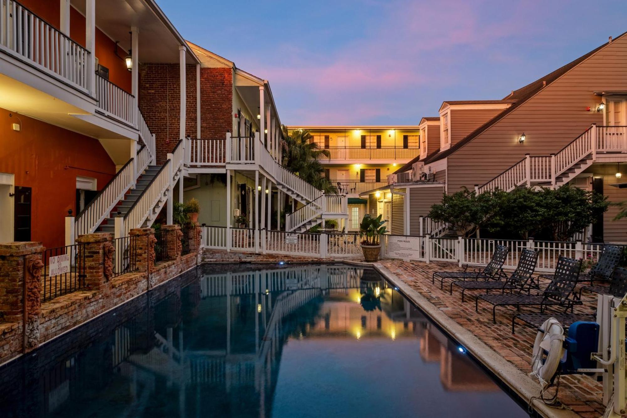 New Orleans Courtyard Hotel By The French Quarter Exterior foto